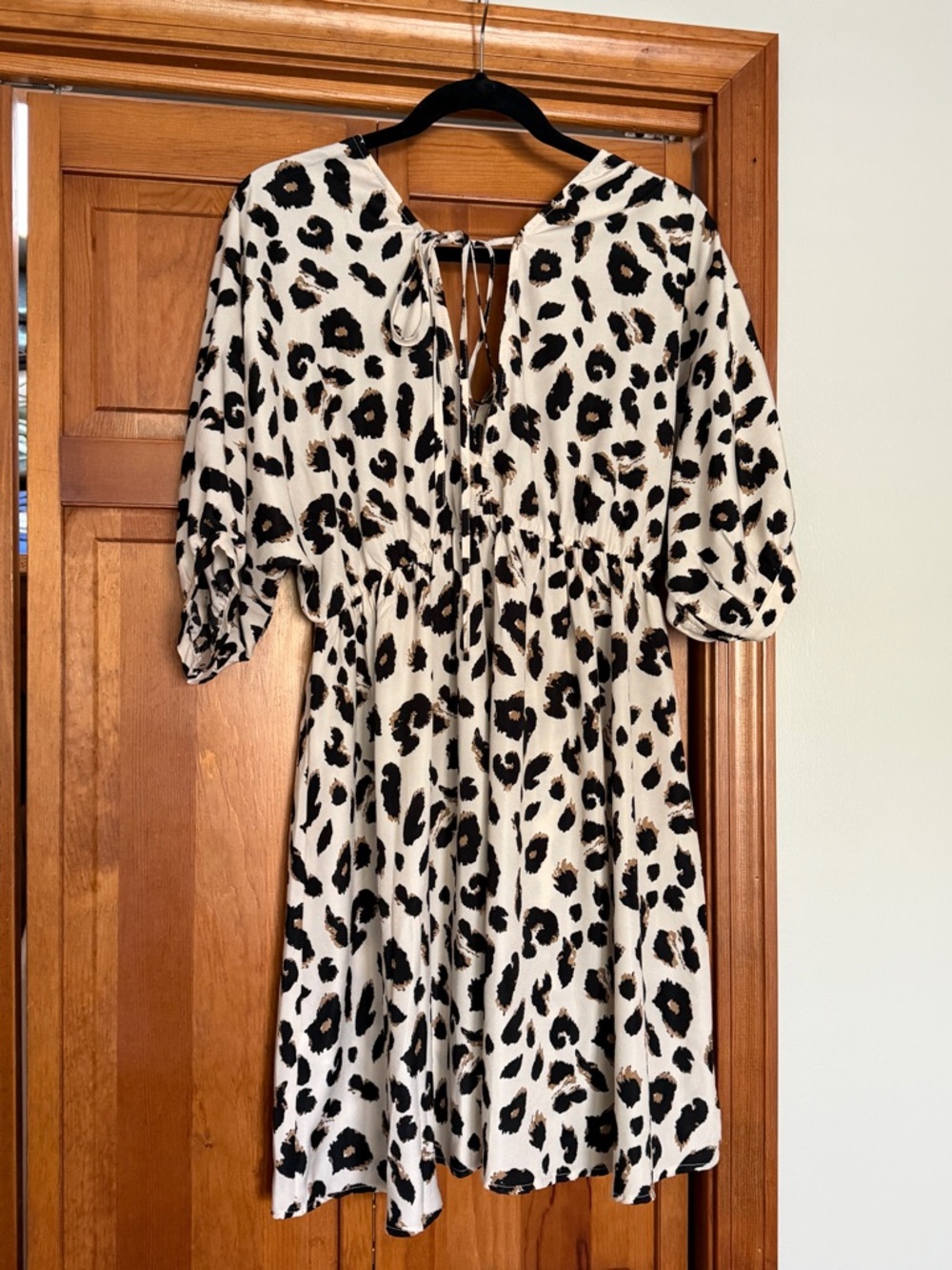 NEVER WORN NWOT - JODIFL -Ivory Leopard Print Midi Dress